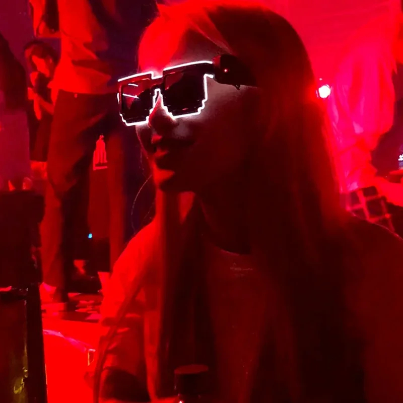 نظارات ليد لاسلكية مضيئة، نظار - مراجعة Glow In The Dark Party Glasses وسعره